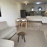 Self Check In With Parking Included Apartamento