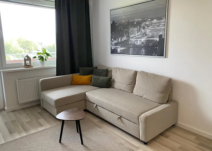 Self Check In With Parking Included *